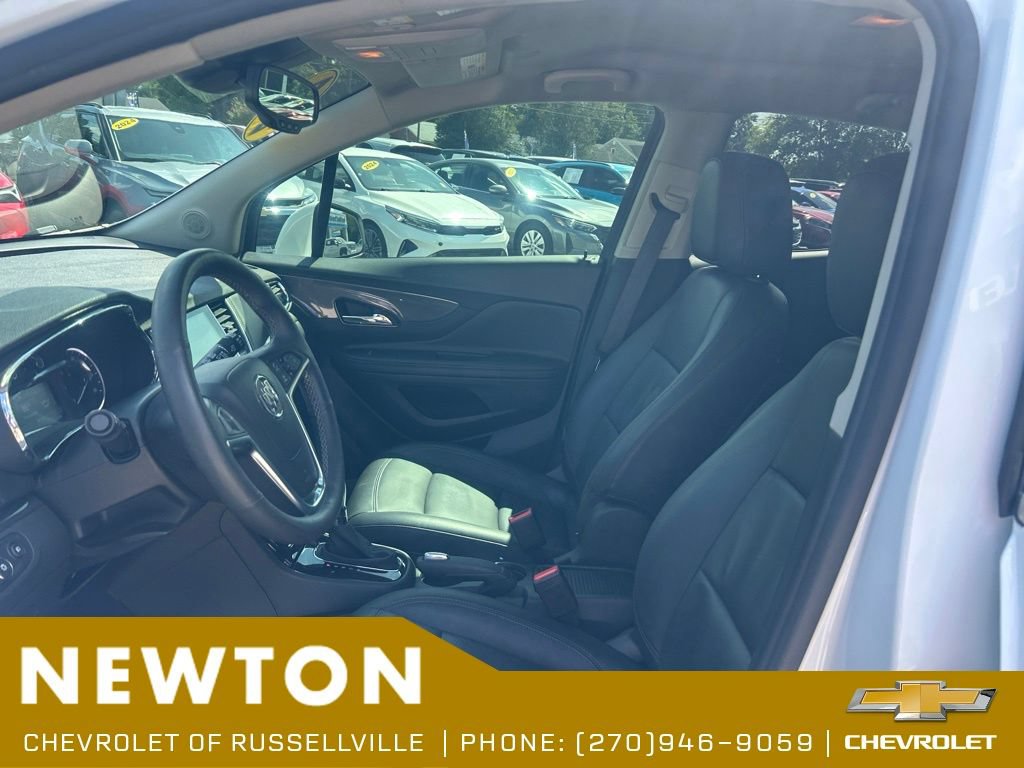 Used 2017 Buick Encore Essence FWD image 4