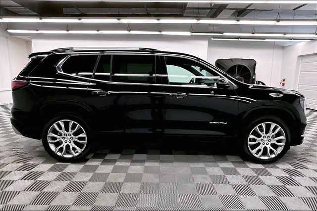 Used 2025 GMC Acadia Denali w/ Super Cruise Package image 15