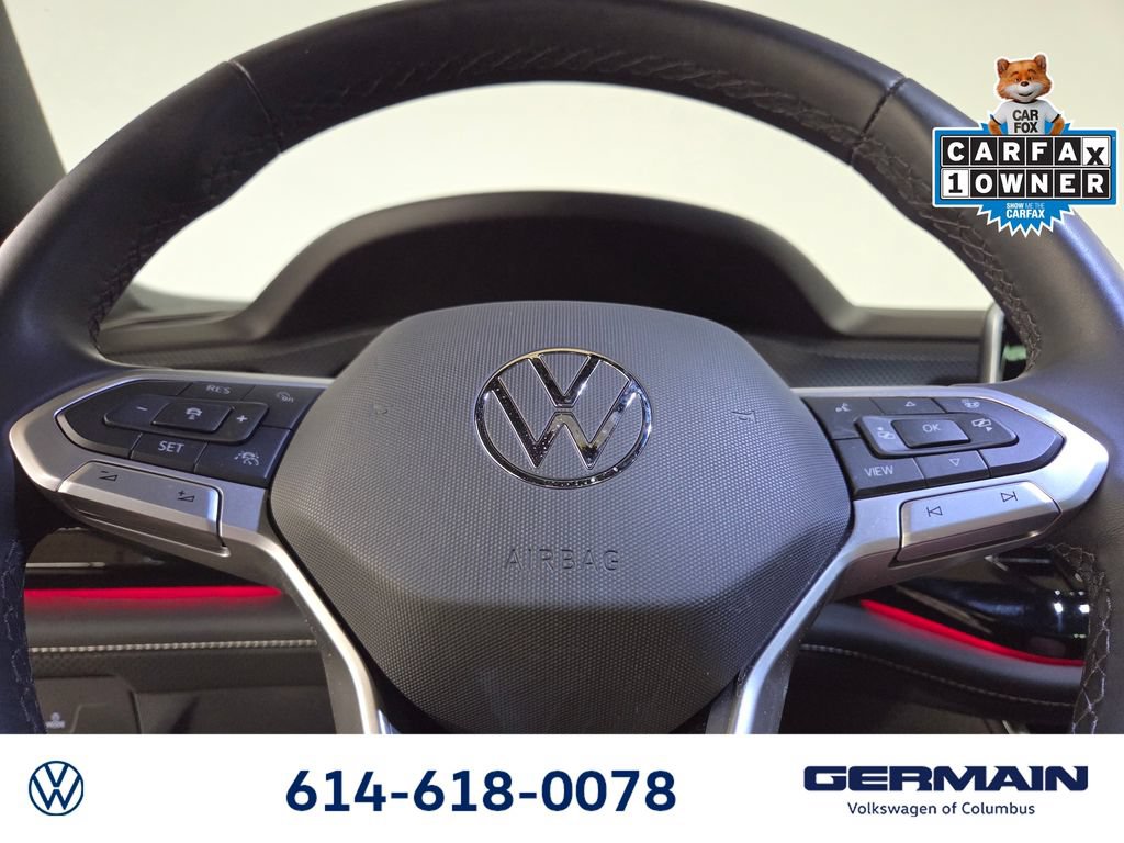 Certified 2025 Volkswagen Atlas Cross Sport SEL Premium R-Line AWD/4WD image 25