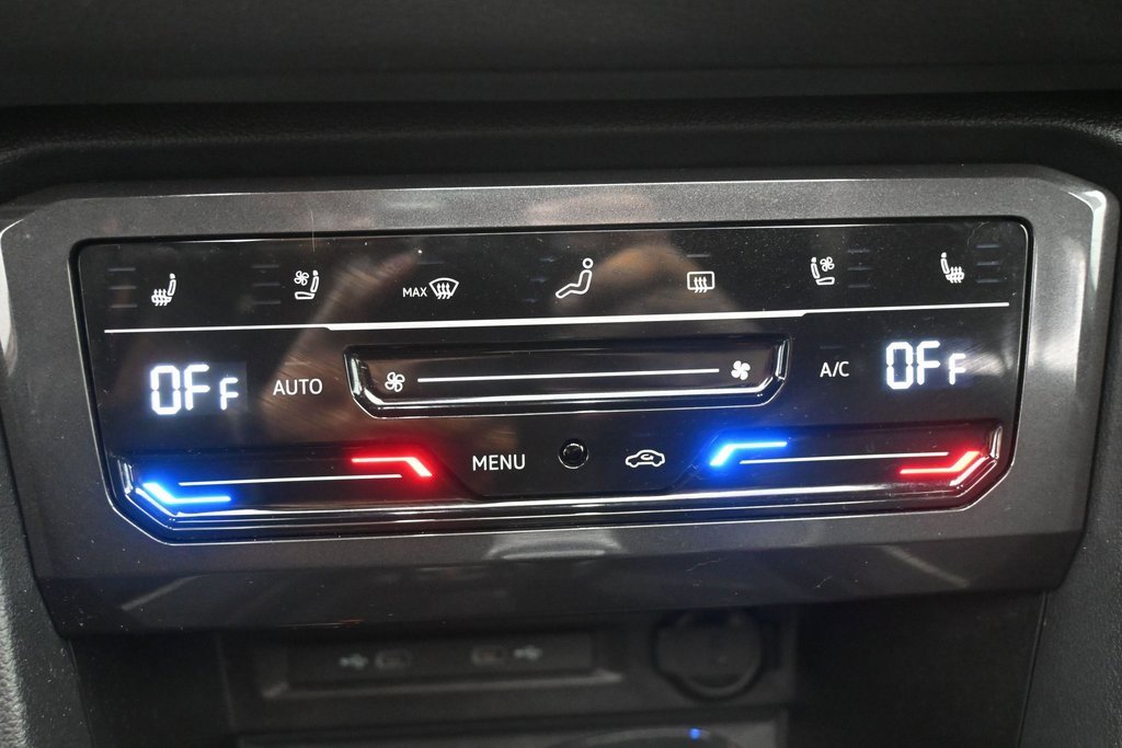 Used 2024 Volkswagen Tiguan SEL R-Line image 14