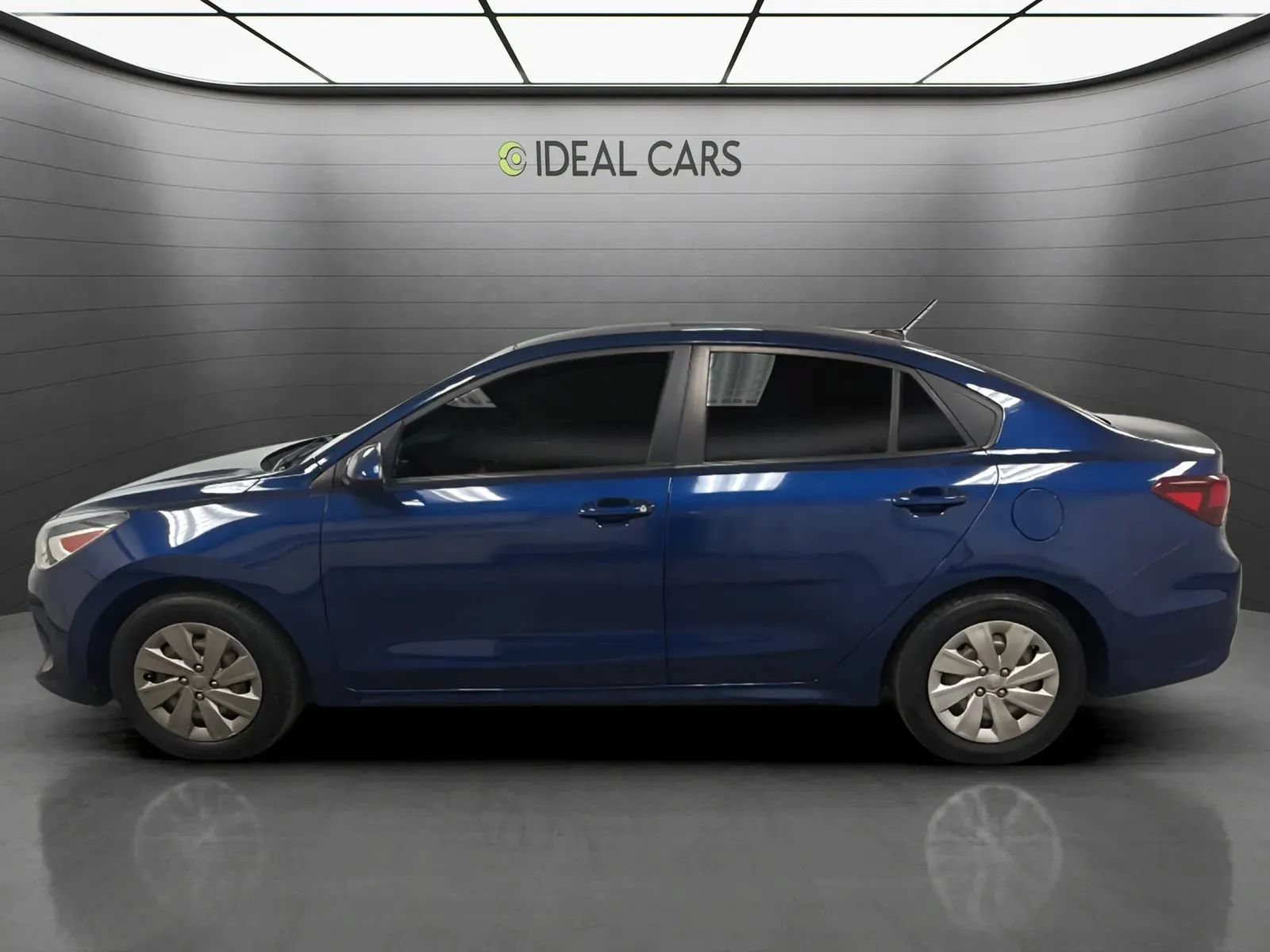 Used 2019 Kia Rio S FWD image 2