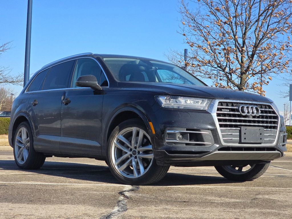 Used 2017 Audi Q7 3.0T Prestige image 2
