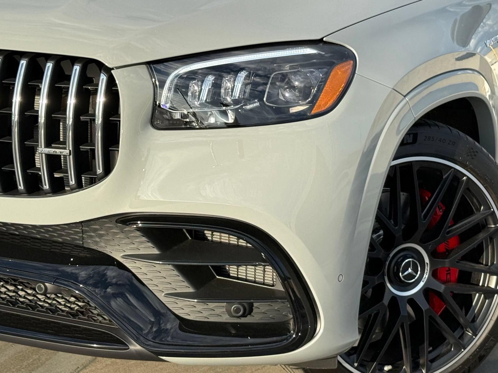 New 2026 Mercedes-Benz GLS 63 AMG 4MATIC image 3