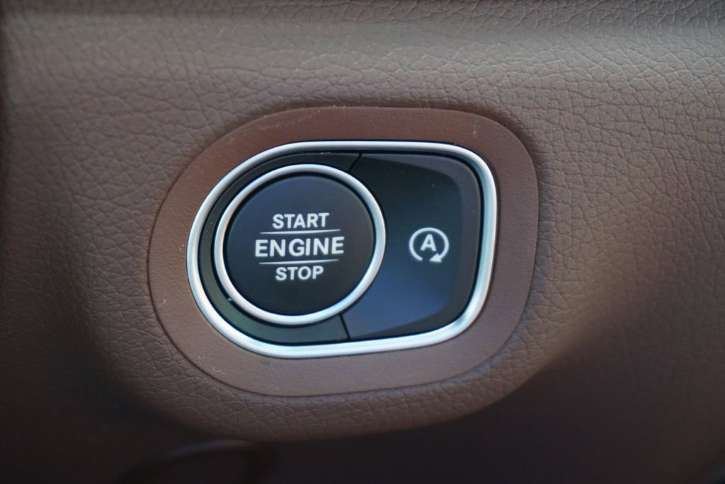 Certified 2025 Mercedes-Benz GLE 350 4MATIC image 30