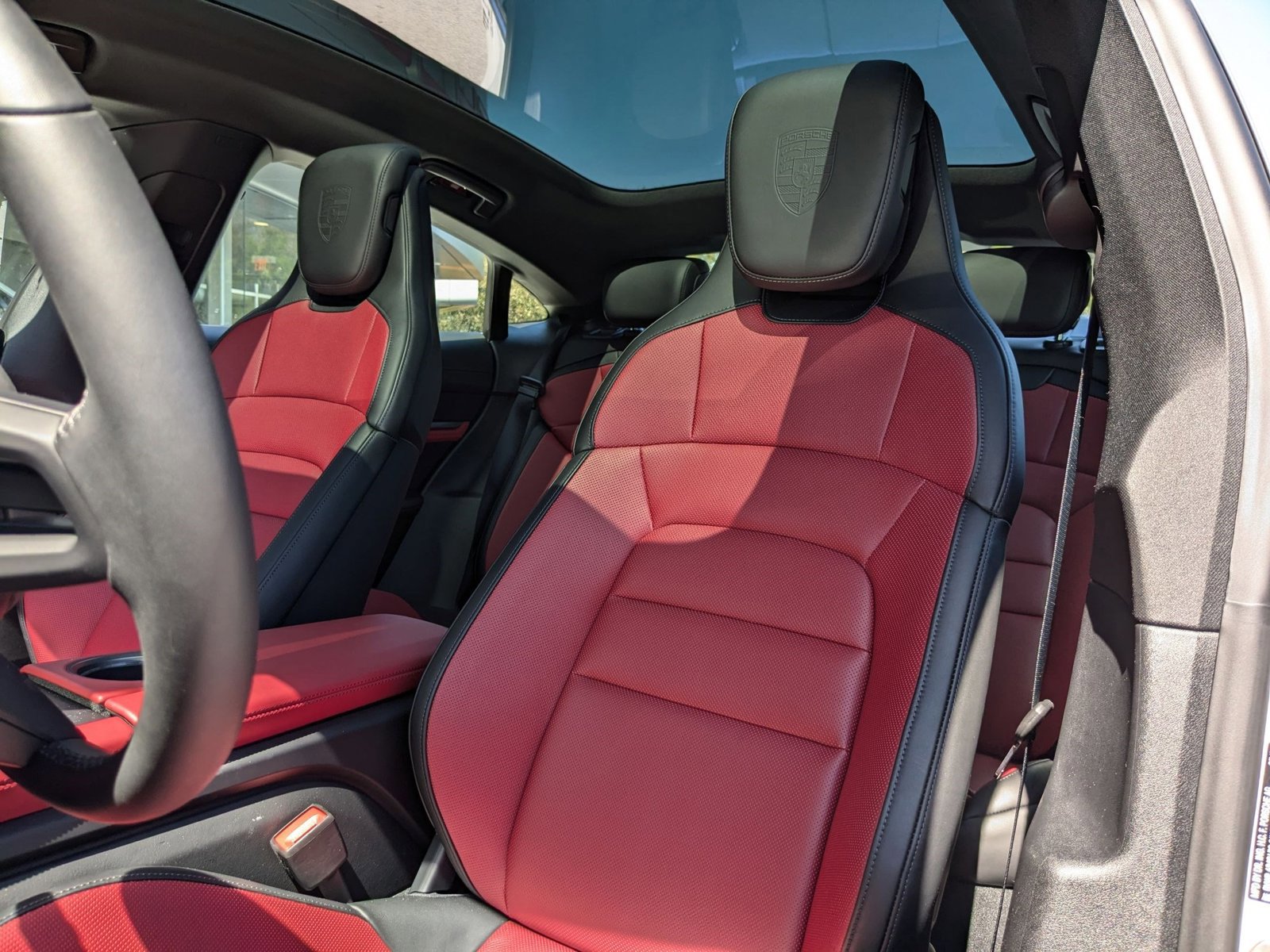 New 2025 Porsche Taycan 4S AWD/4WD image 16