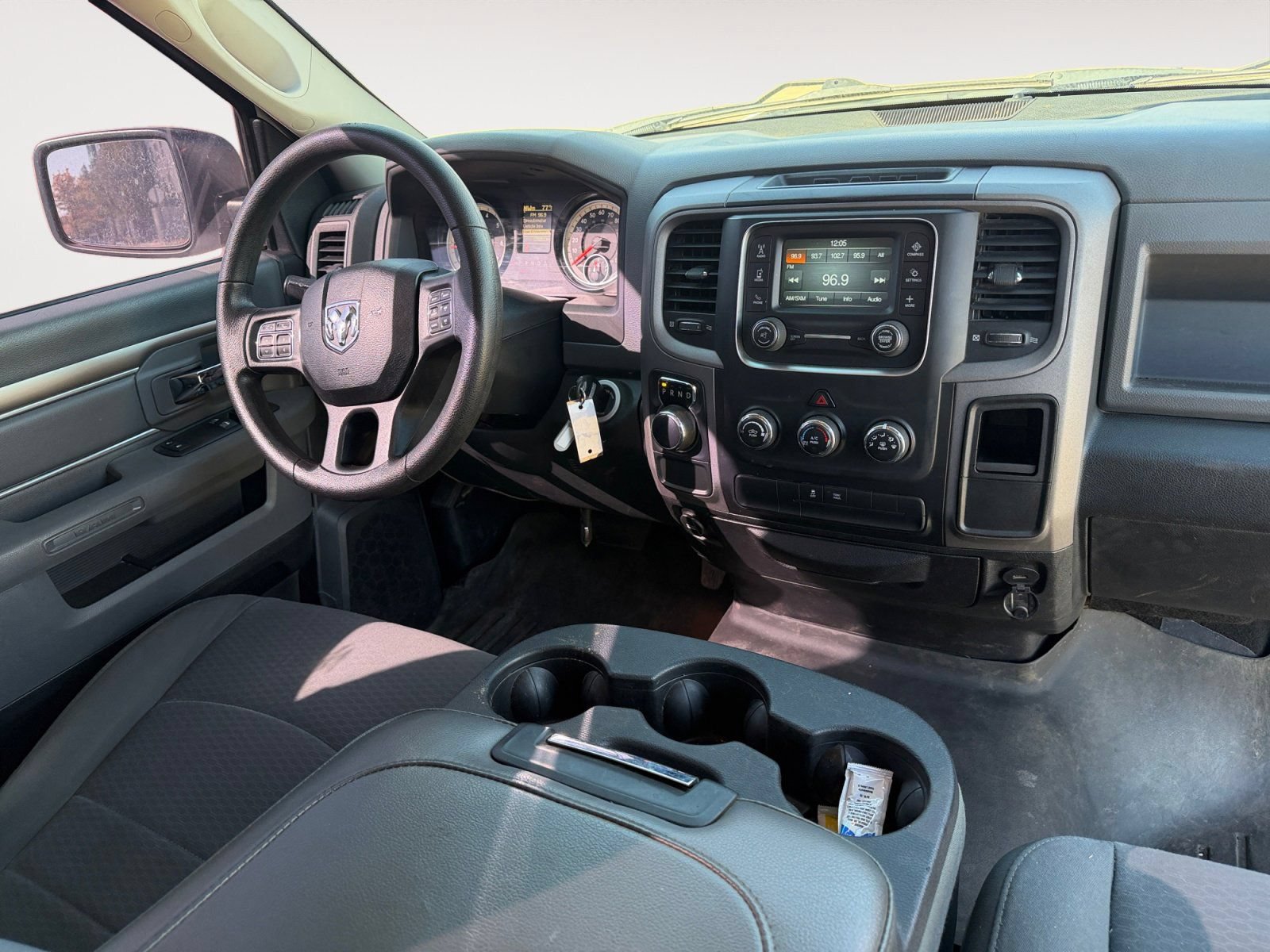 Used 2016 RAM 1500 Express RWD image 10