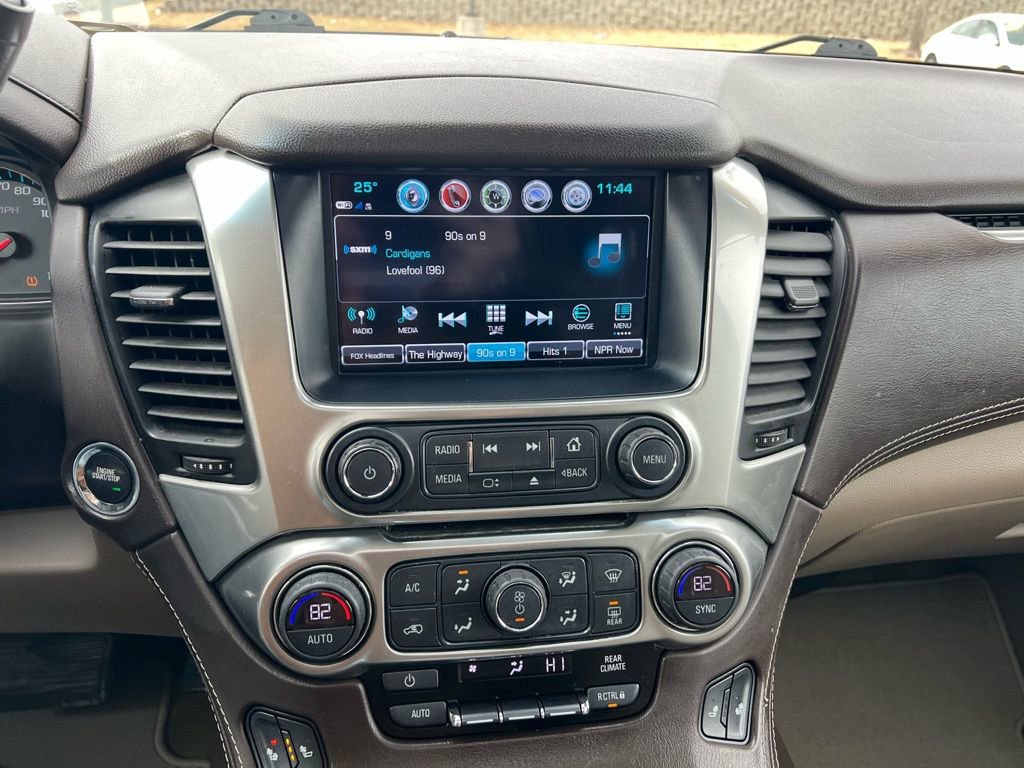 Used 2018 Chevrolet Suburban LT w/ LT Signature Package image 38