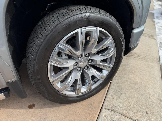 Used 2025 GMC Sierra 1500 Denali w/ Denali Reserve Package image 13