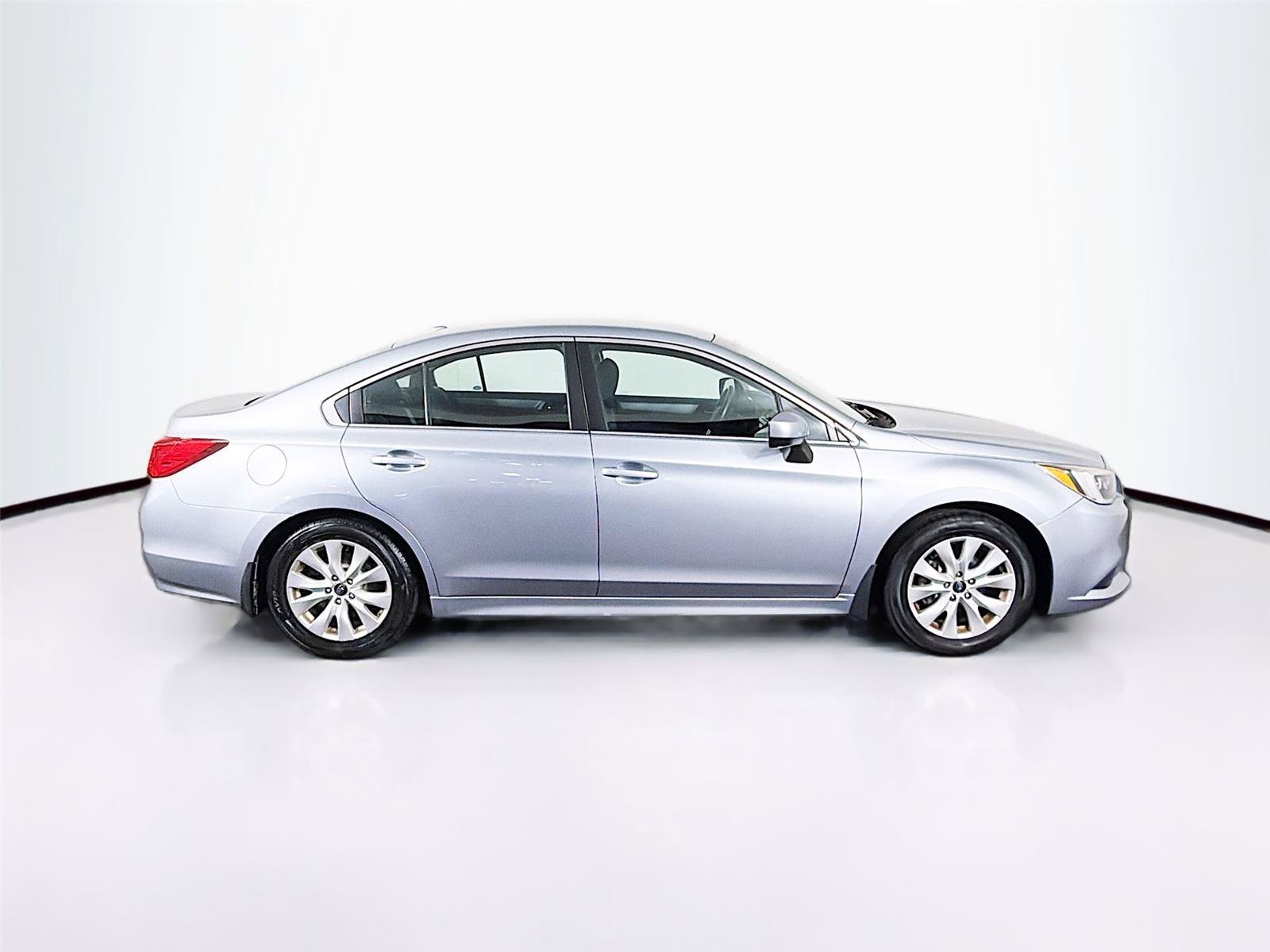 Used 2015 Subaru Legacy 2.5i Premium AWD/4WD image 12
