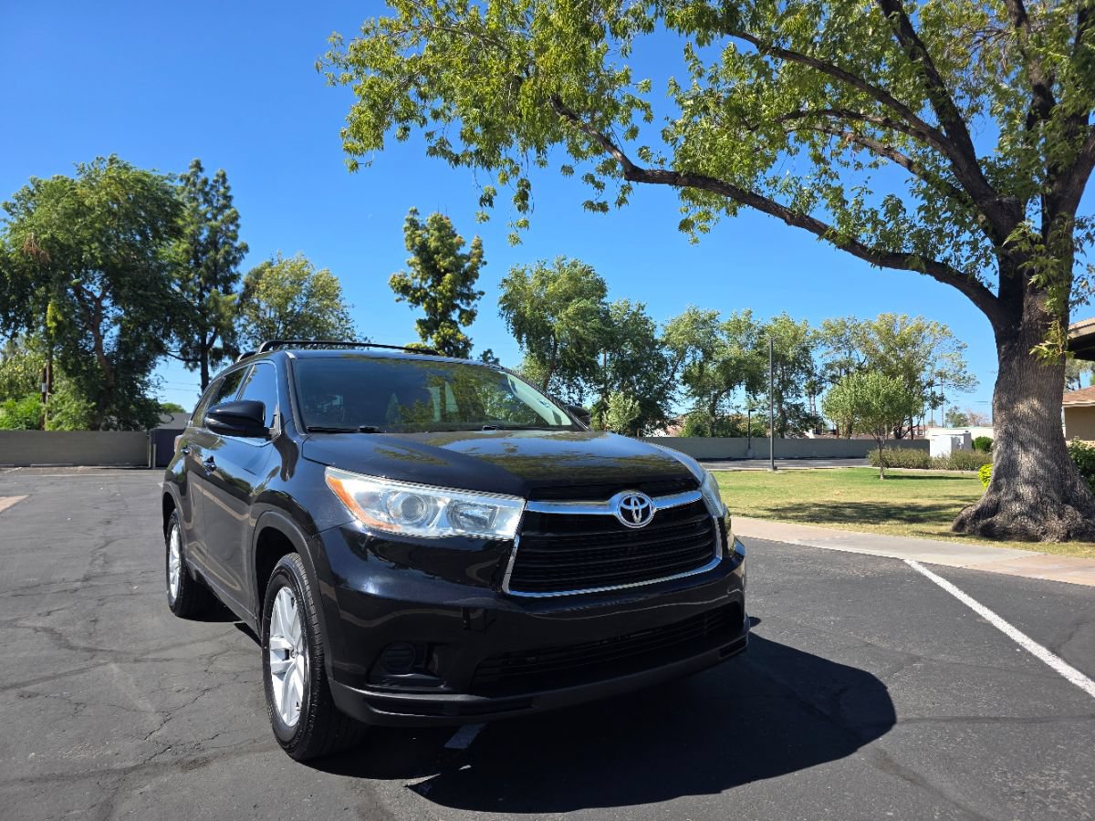 Used 2016 Toyota Highlander LE