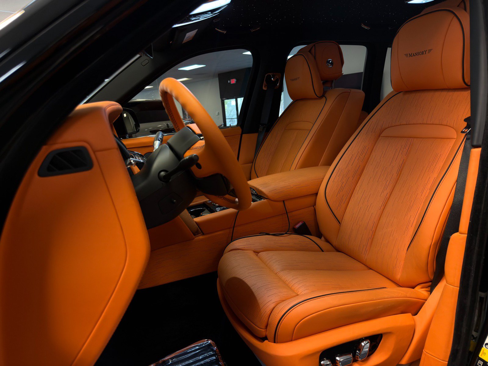 Used 2023 Rolls-Royce Cullinan AWD/4WD image 27