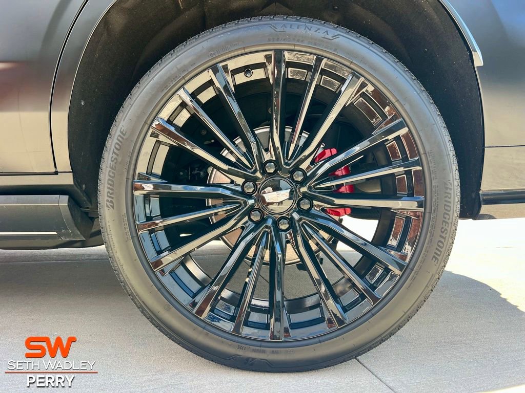 Used 2025 Cadillac Escalade V AWD/4WD image 9