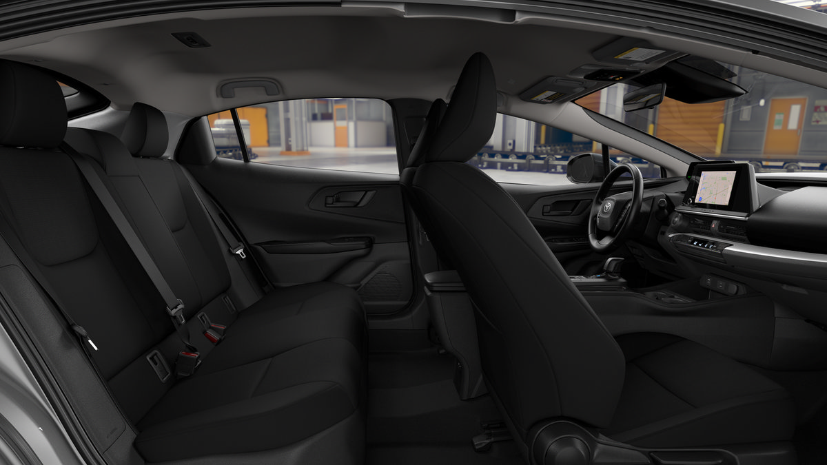 New 2027 Toyota Prius LE FWD image 2