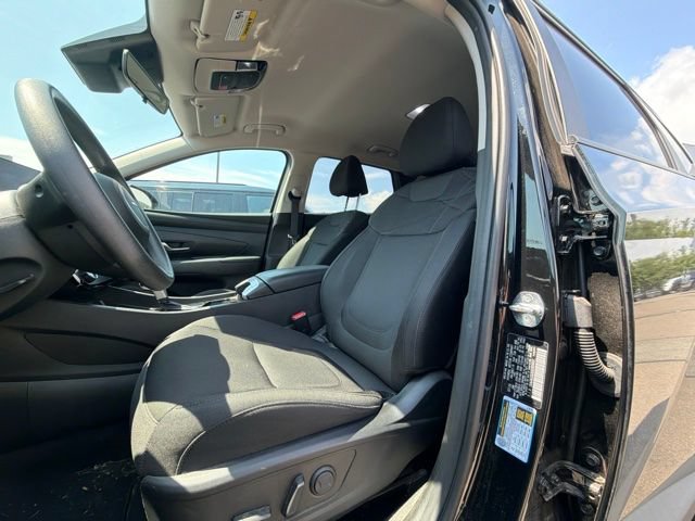 Used 2025 Hyundai Tucson SEL AWD/4WD image 14