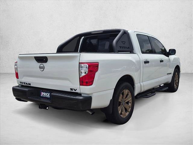 Used 2024 Nissan Titan SV w/ SV Bronze Edition Package RWD image 5