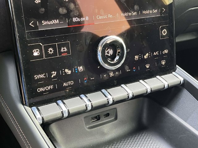 Used 2026 GMC Terrain AT4 w/ Convenience Package III AWD/4WD image 32