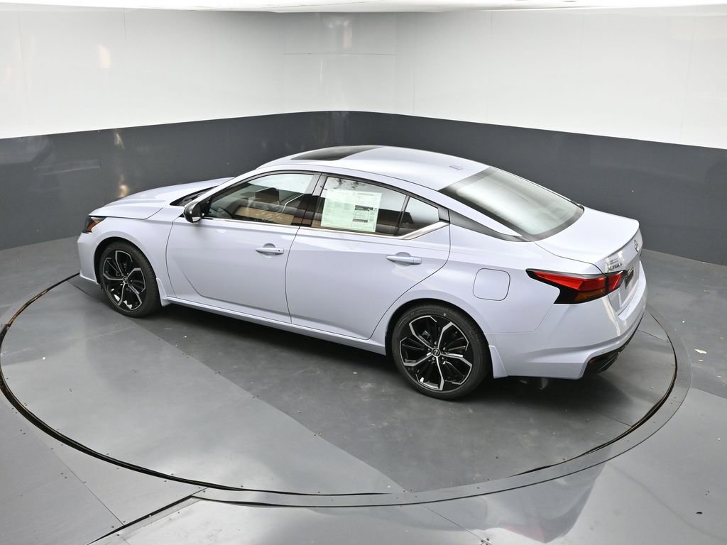 New 2025 Nissan Altima 2.5 SR image 34