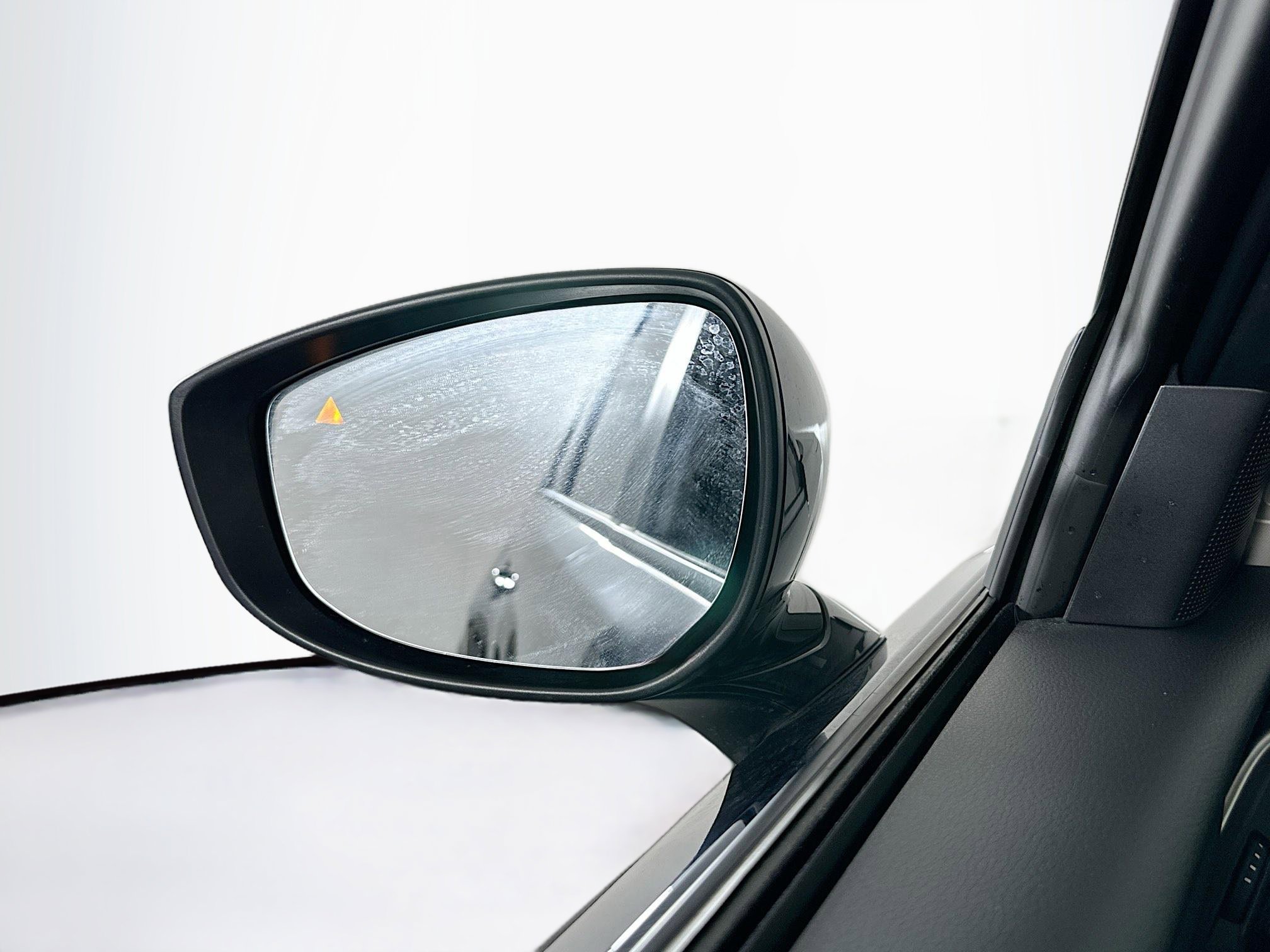 Used 2025 MAZDA CX-90 3.3 Turbo w/ Select Package image 16