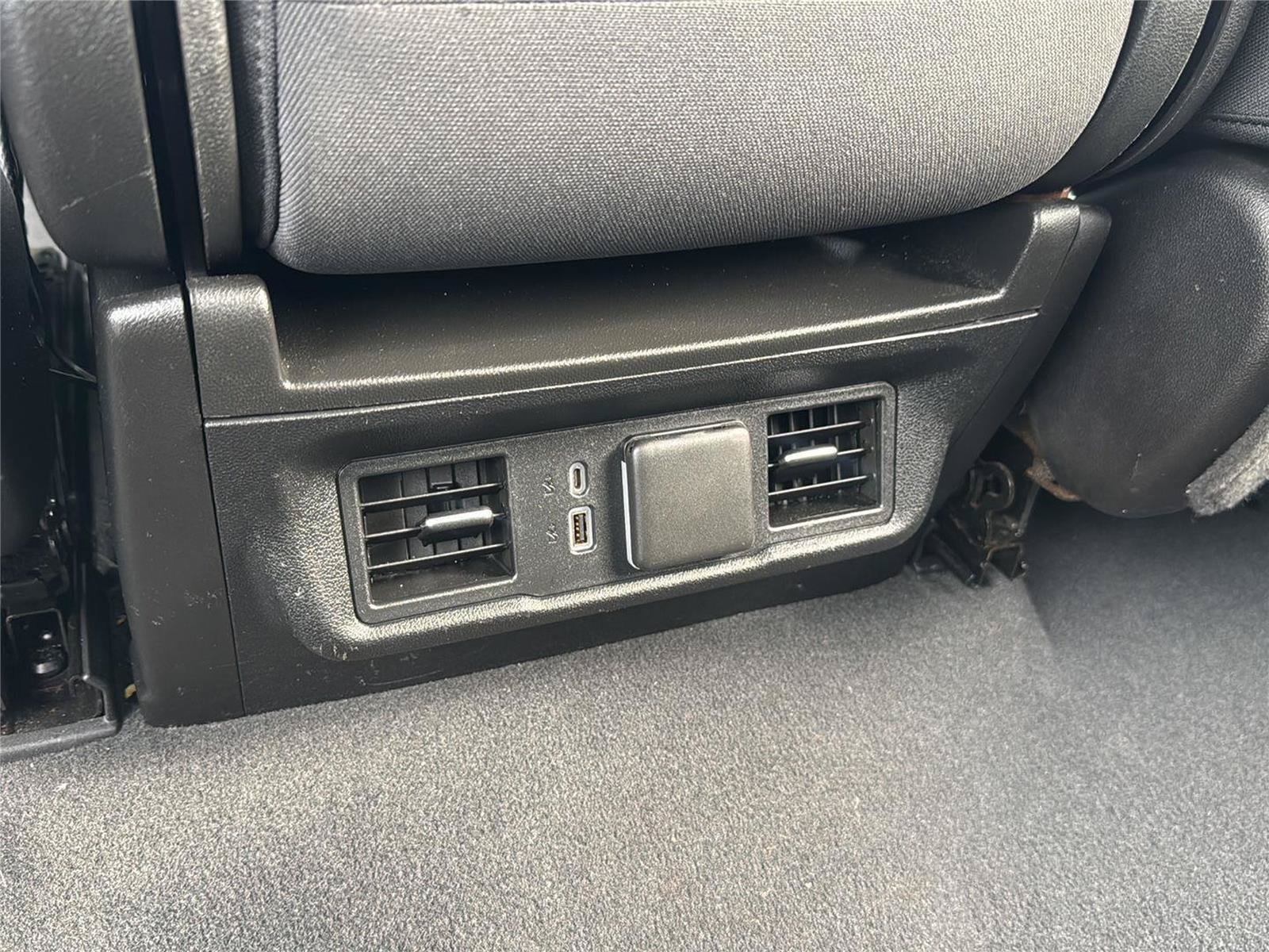 Used 2023 Chevrolet Silverado 1500 LT AWD/4WD image 22