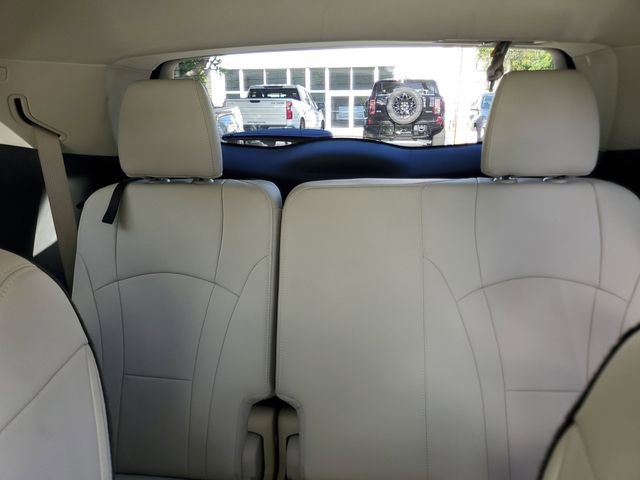 Certified 2024 Buick Enclave Essence w/ Technology Package image 10