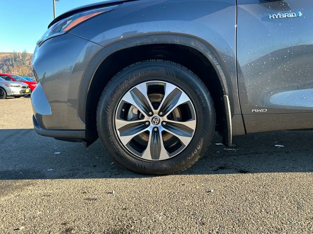 Used 2020 Toyota Highlander XLE image 31