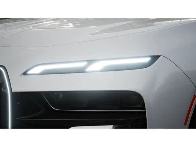 New 2026 BMW 750e xDrive AWD/4WD image 6
