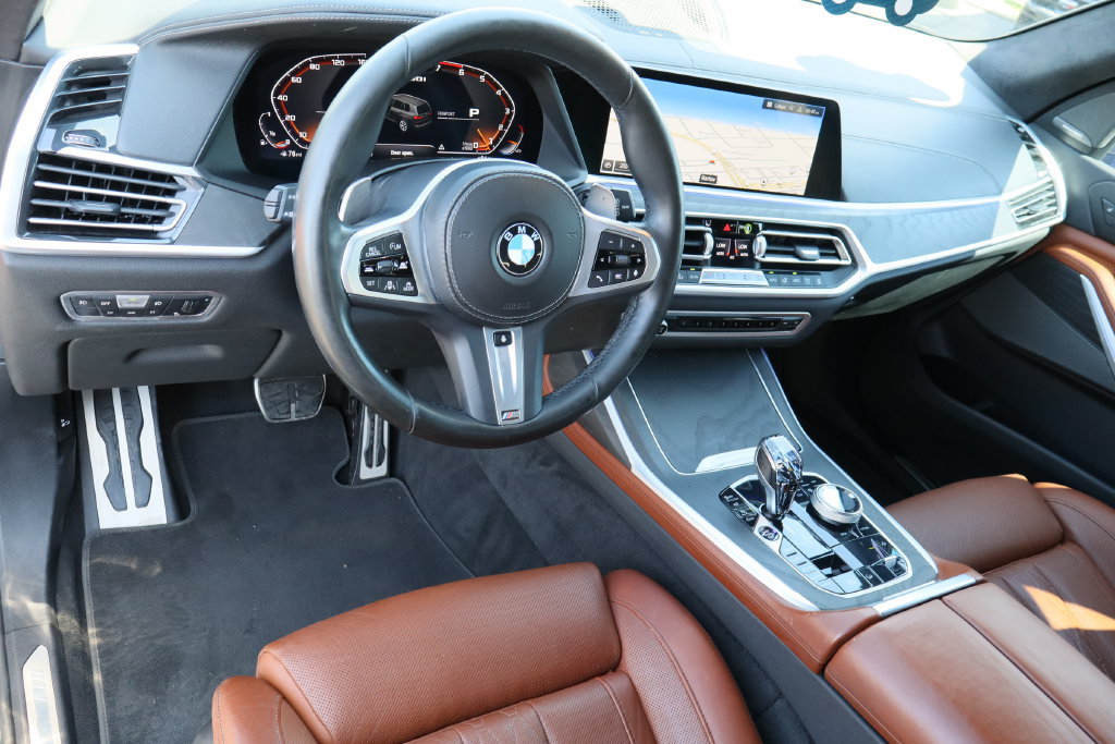 Used 2022 BMW X7 M50i AWD/4WD image 11