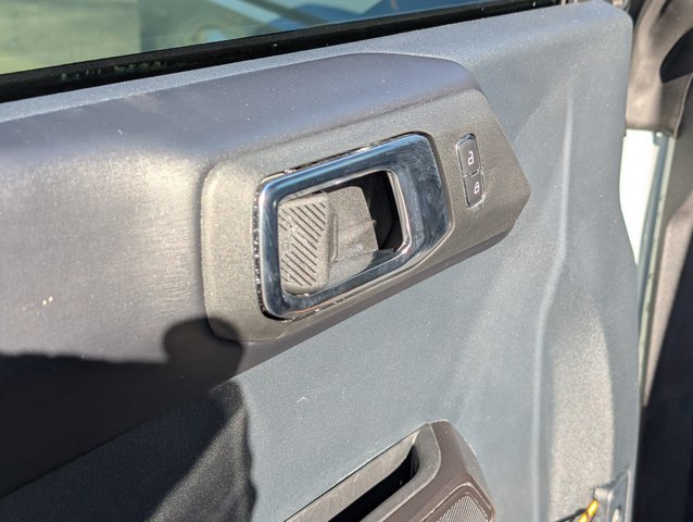 Used 2024 Ford Bronco Badlands image 15