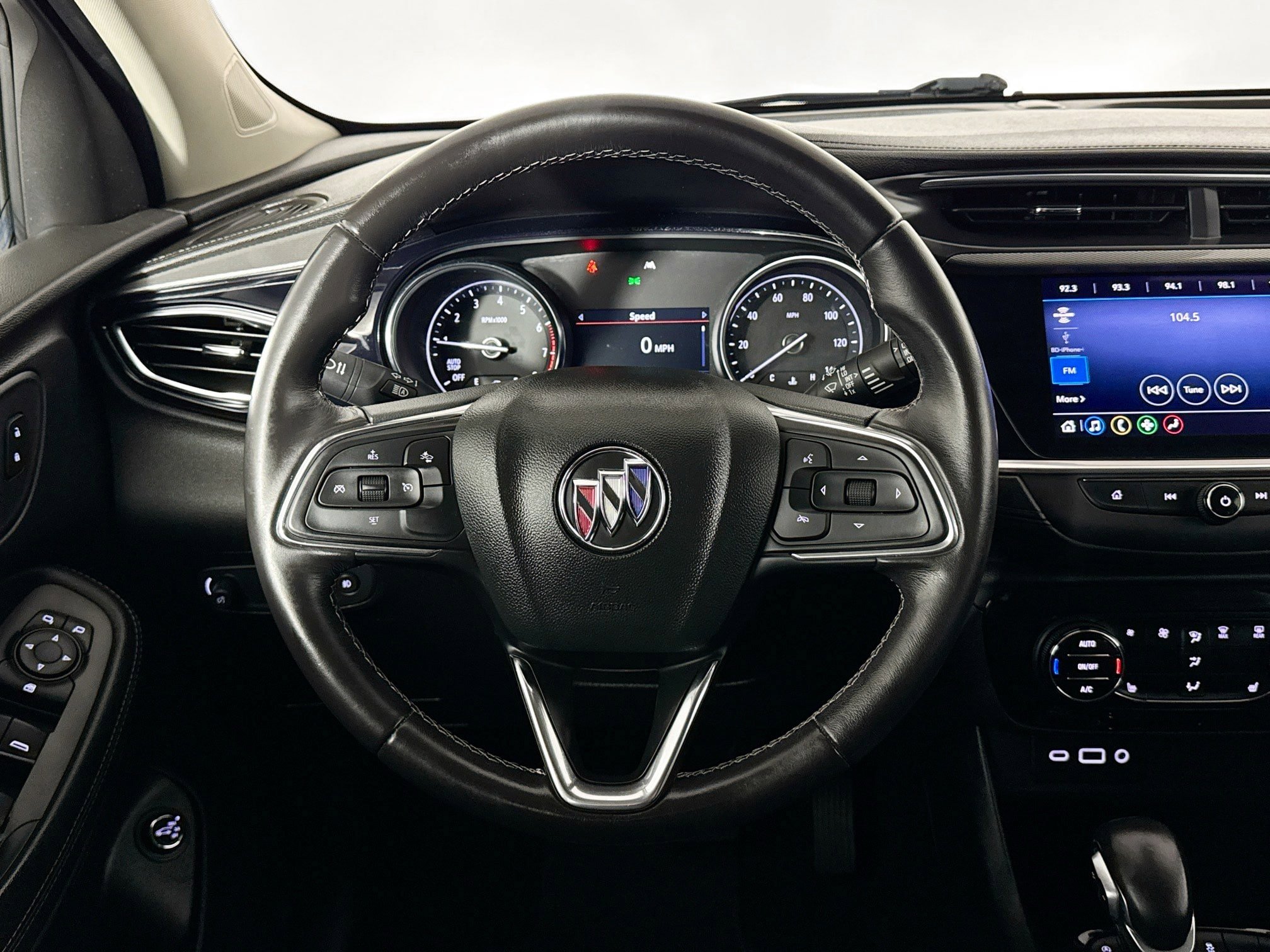 Used 2020 Buick Encore GX Select image 21