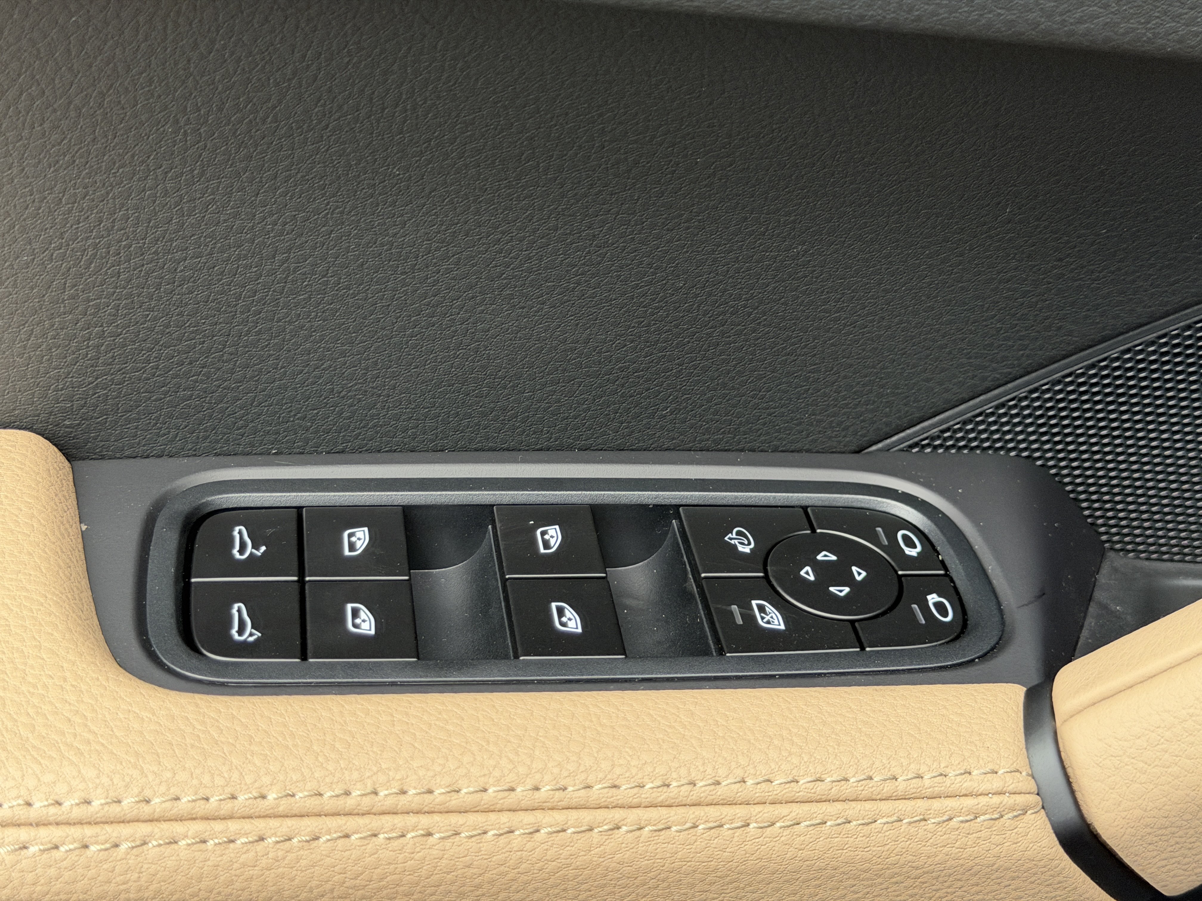 New 2026 Porsche Cayenne AWD/4WD image 21