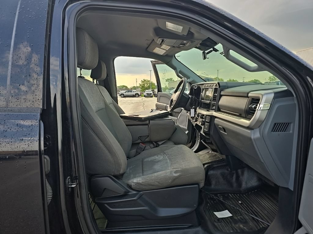 Used 2024 Ford F350 XLT AWD/4WD image 15