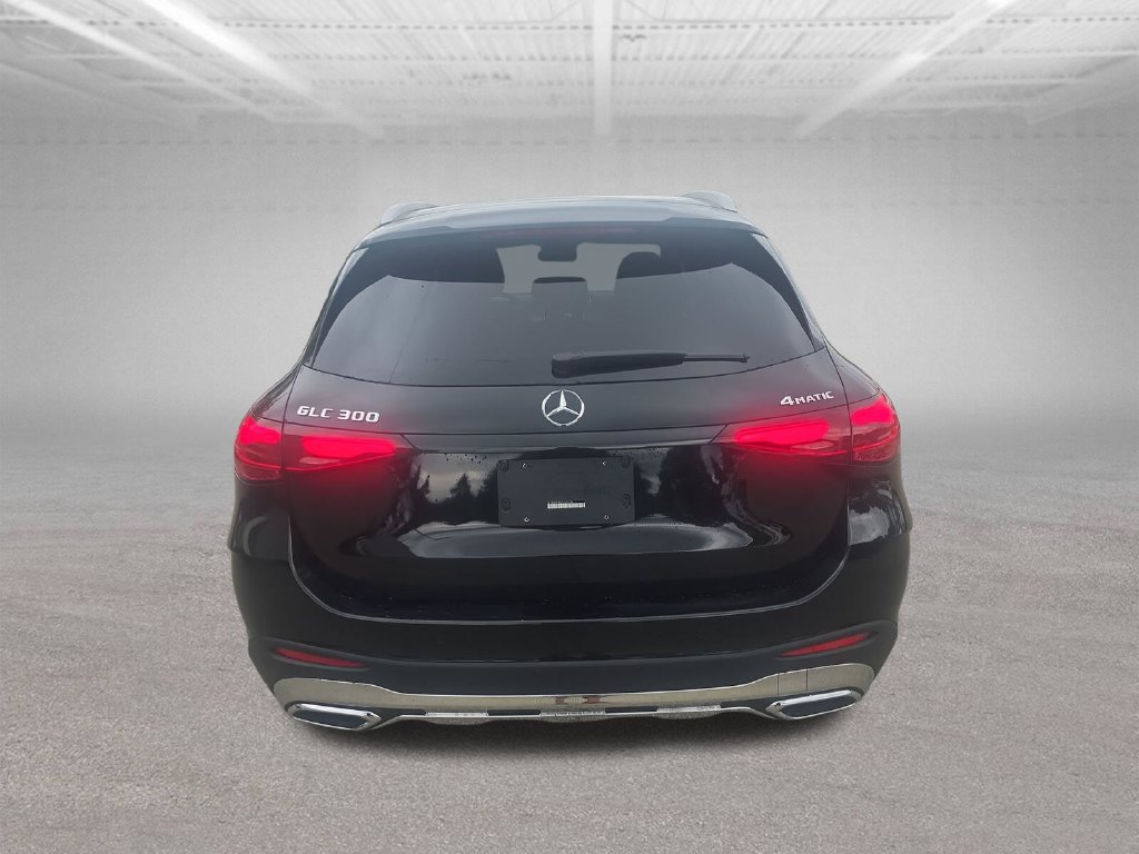 New 2026 Mercedes-Benz GLC 300 4MATIC image 2