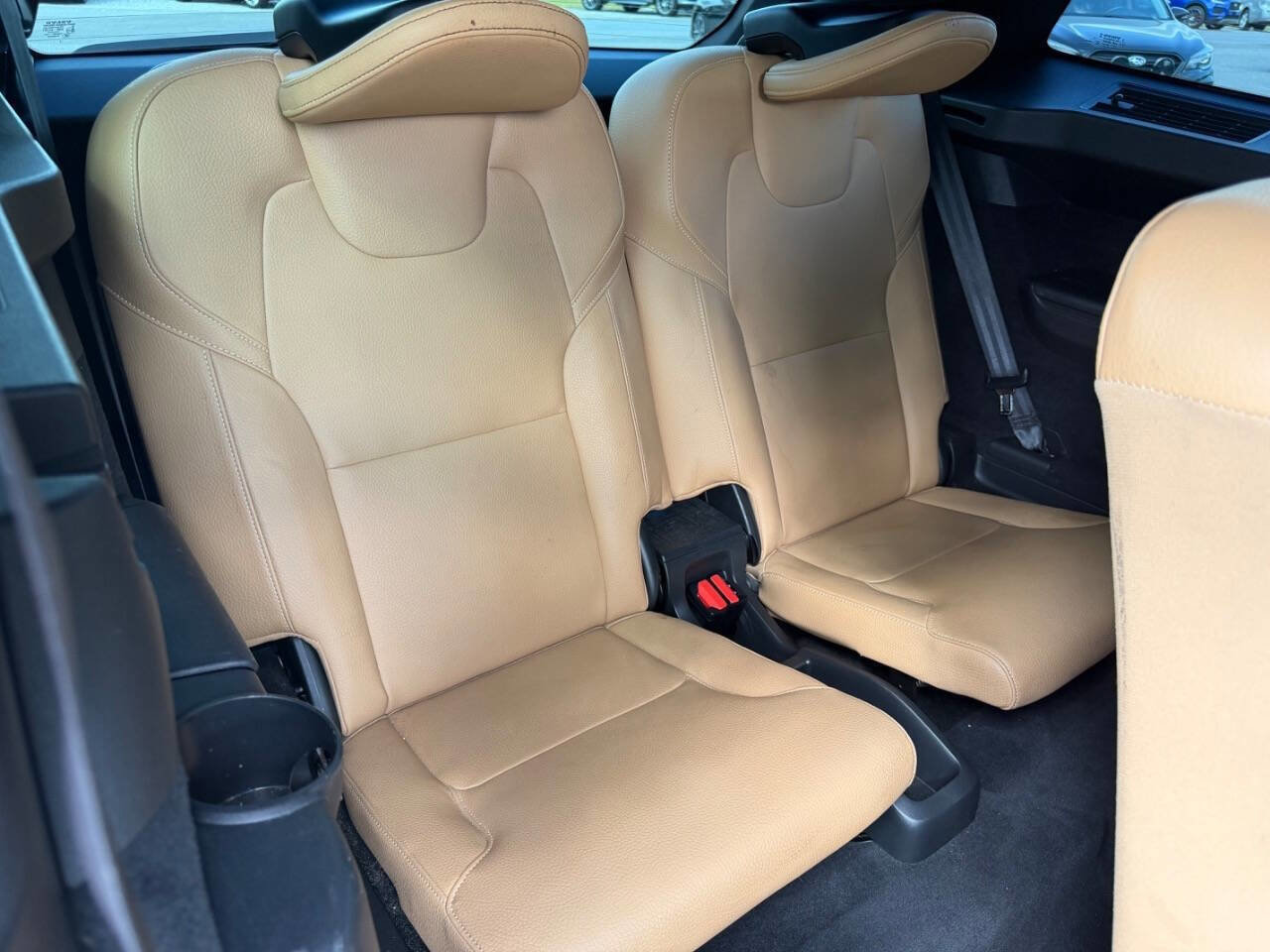 Used 2019 Volvo XC90 T6 Momentum w/ Protection Package Premier AWD/4WD image 21