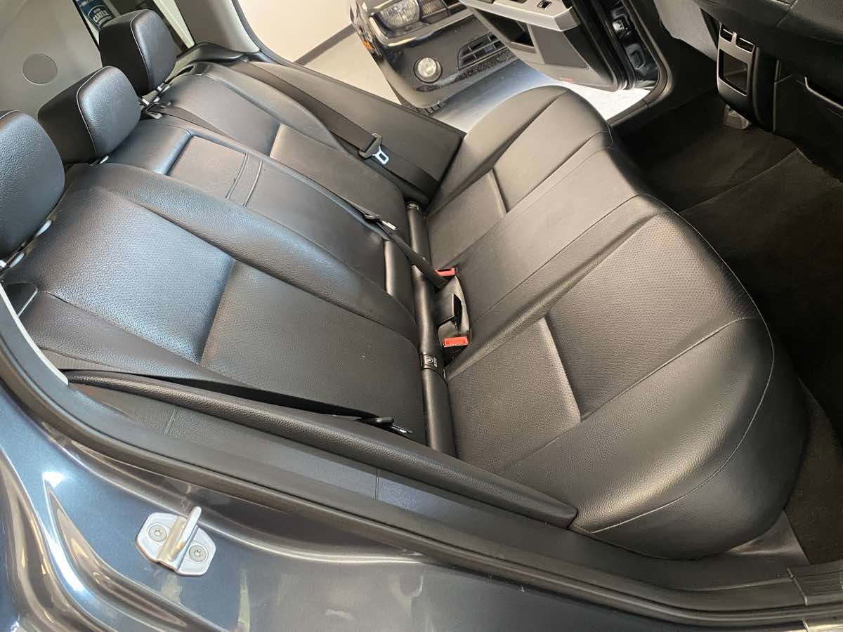 Used 2011 Mercedes-Benz GLK 350 2WD w/ Premium 1 Pkg image 18