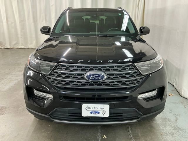Used 2022 Ford Explorer XLT w/ Equipment Group 202A image 11