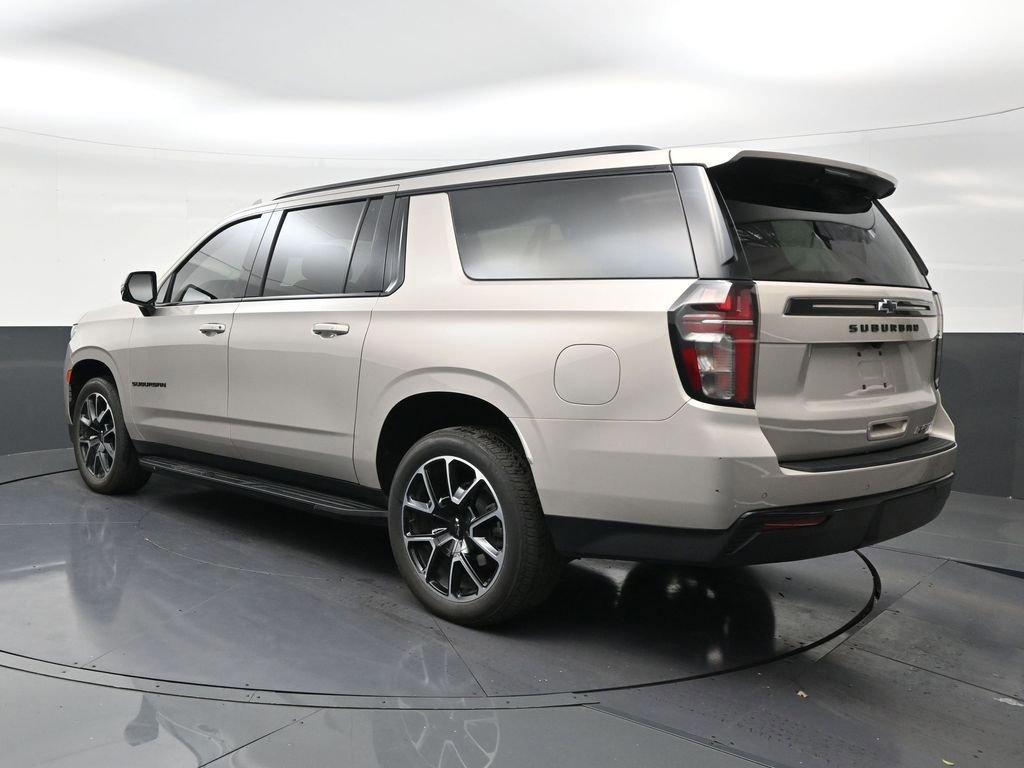 Used 2023 Chevrolet Suburban RST w/ Luxury Package image 3