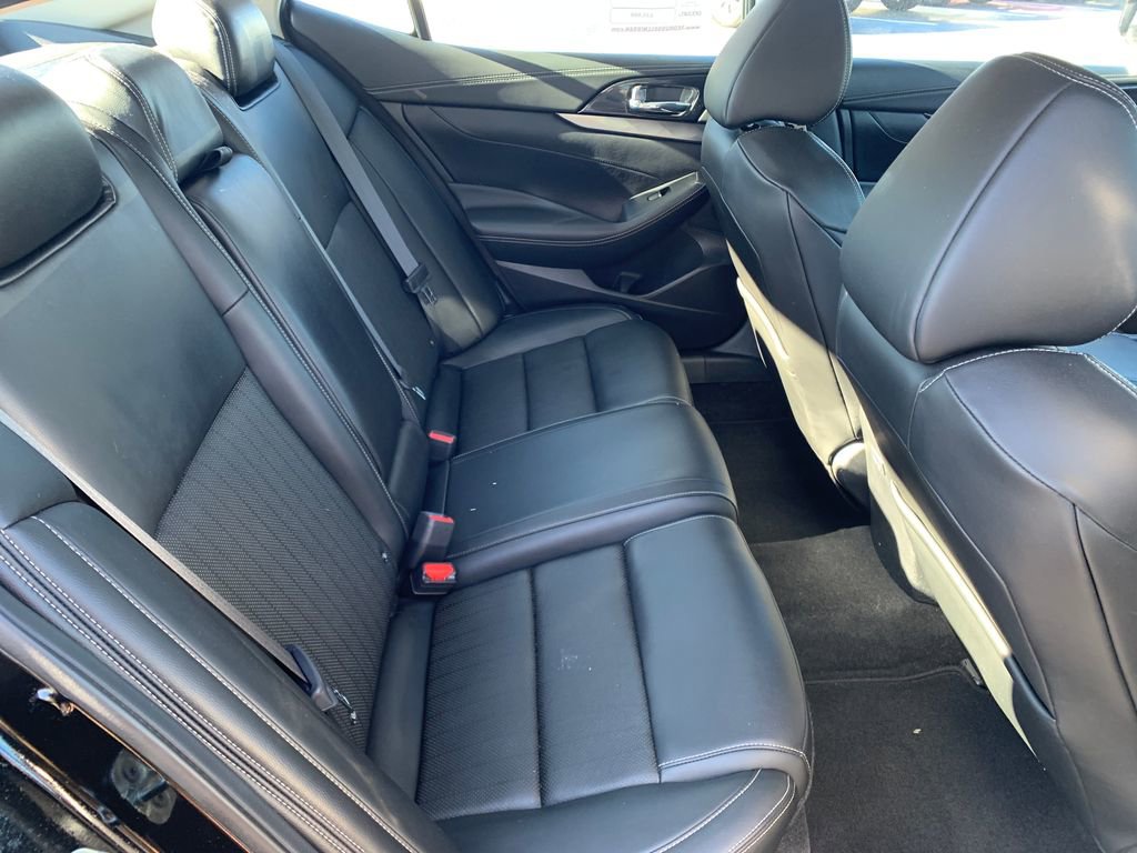 Used 2021 Nissan Maxima 3.5 SV w/ Floor Mat Group FWD image 32