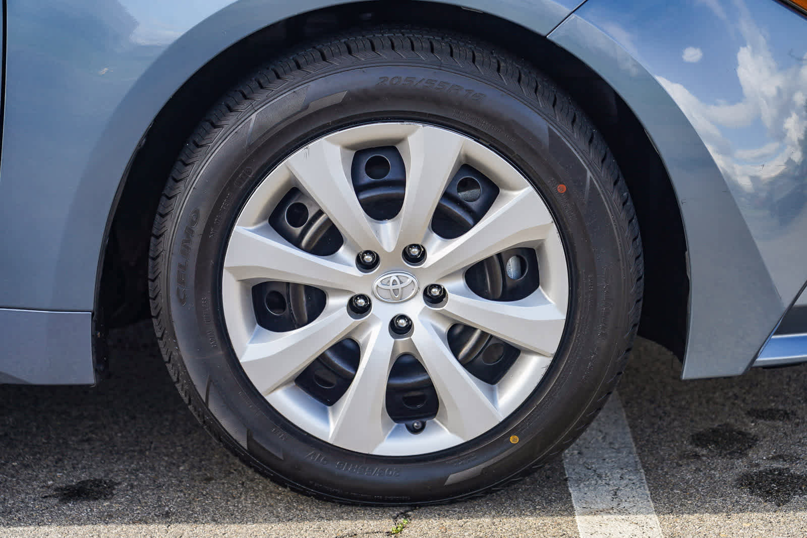 Used 2024 Toyota Corolla LE image 10