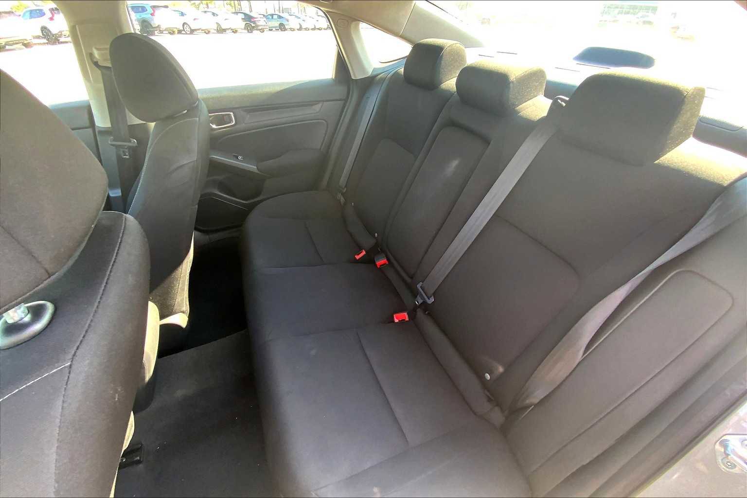 Used 2022 Honda Civic EX image 18