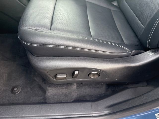 Used 2024 Chevrolet Traverse LT w/ Enhanced Driving Package image 11