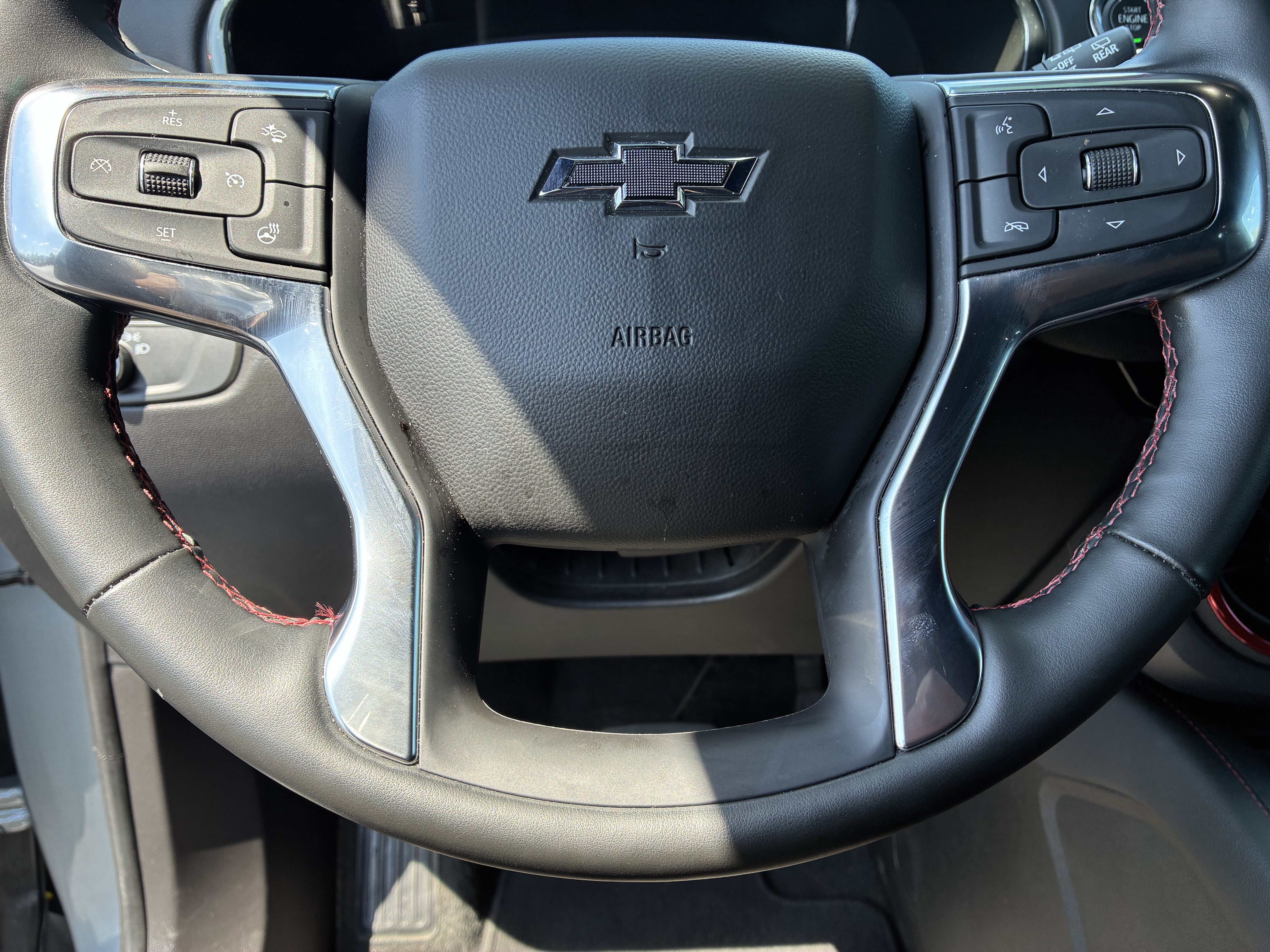 Used 2025 Chevrolet Blazer RS FWD image 28