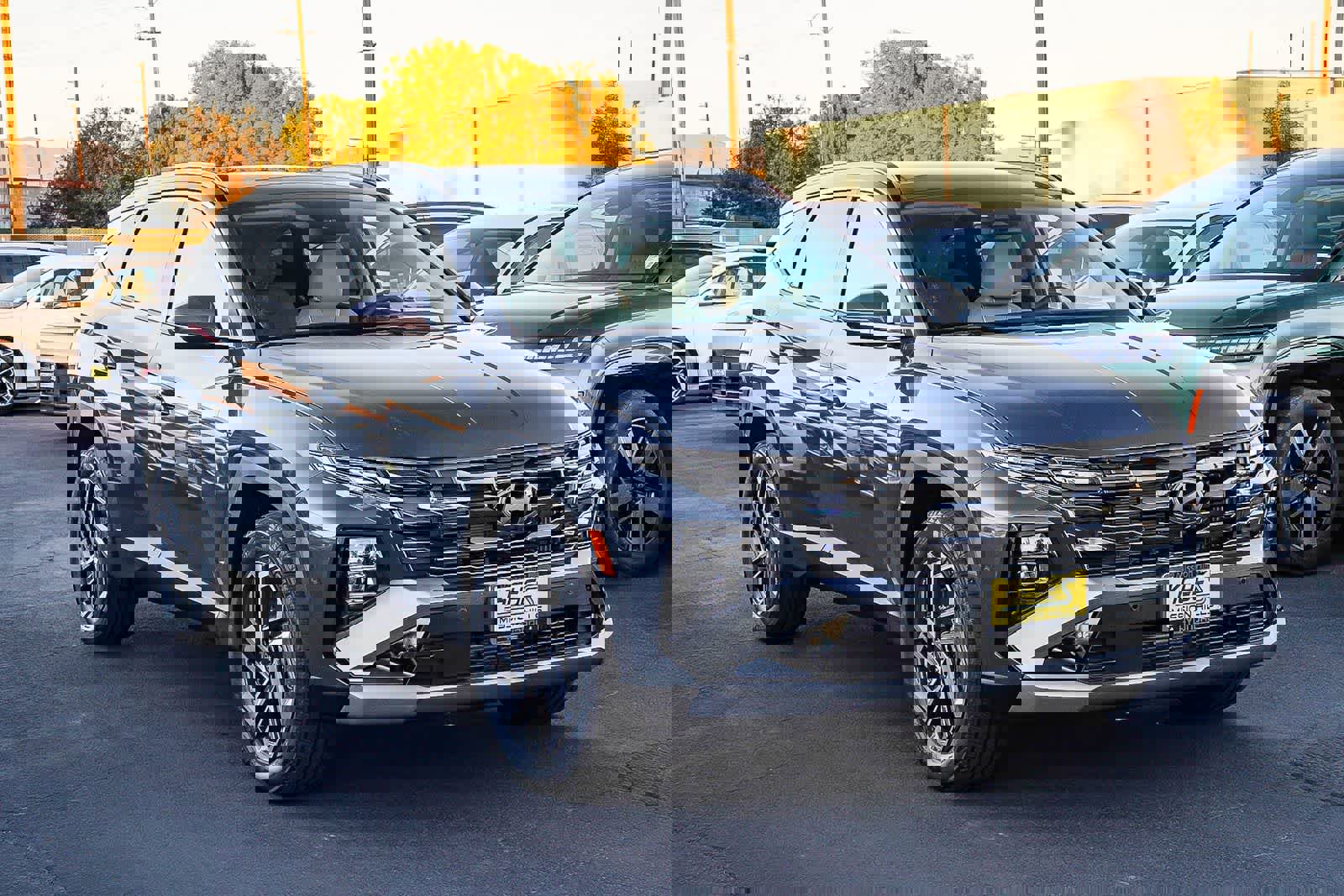 New 2026 Hyundai Tucson Limited image 3