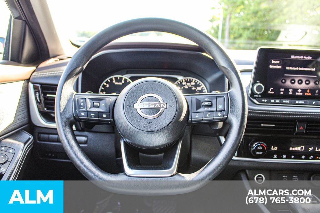 Used 2022 Nissan Rogue SV FWD image 25