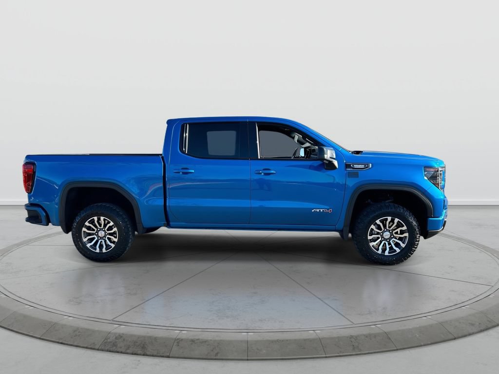 Used 2023 GMC Sierra 1500 AT4 w/ AT4 Preferred Package AWD/4WD image 9