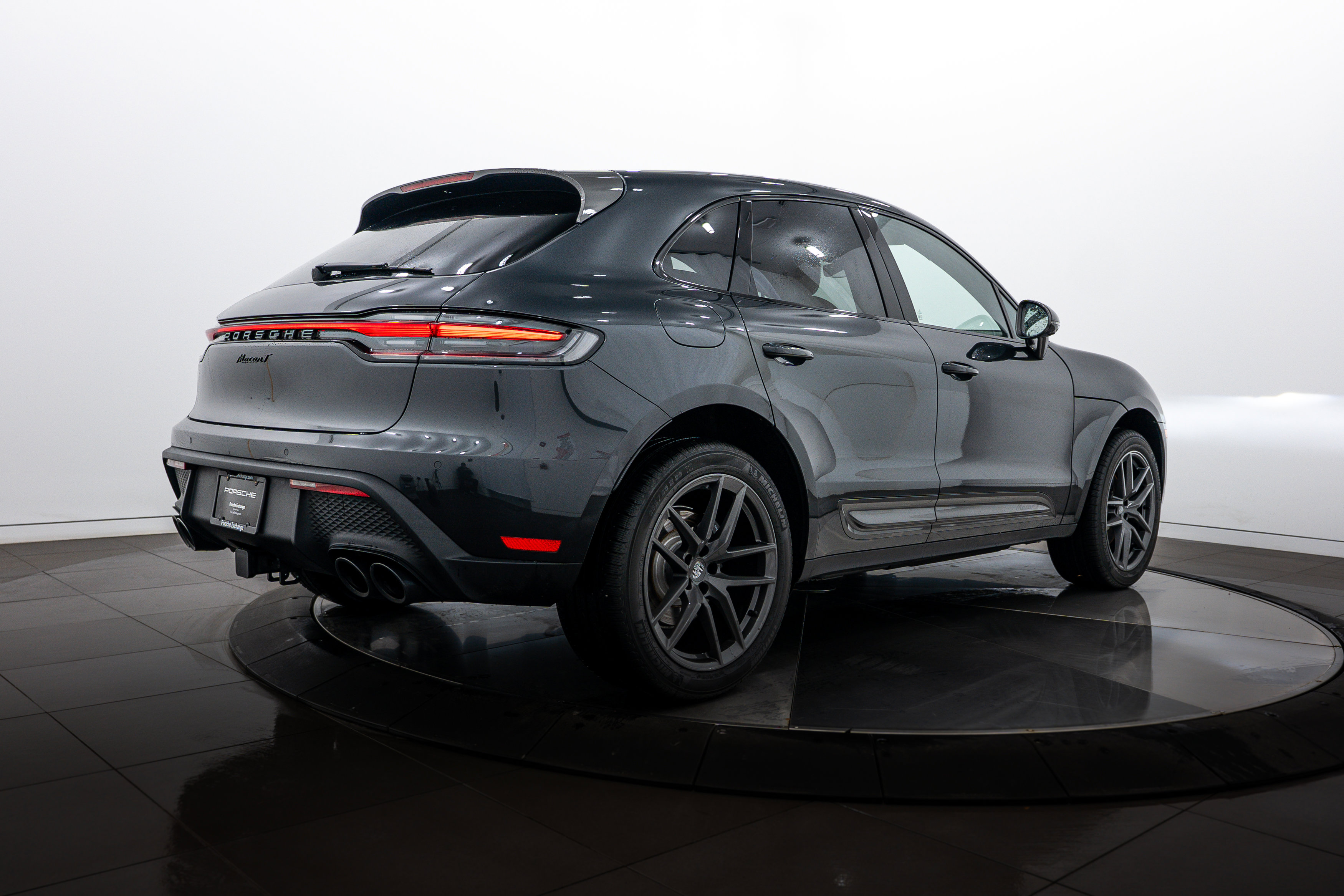 Certified 2026 Porsche Macan Turbo image 7