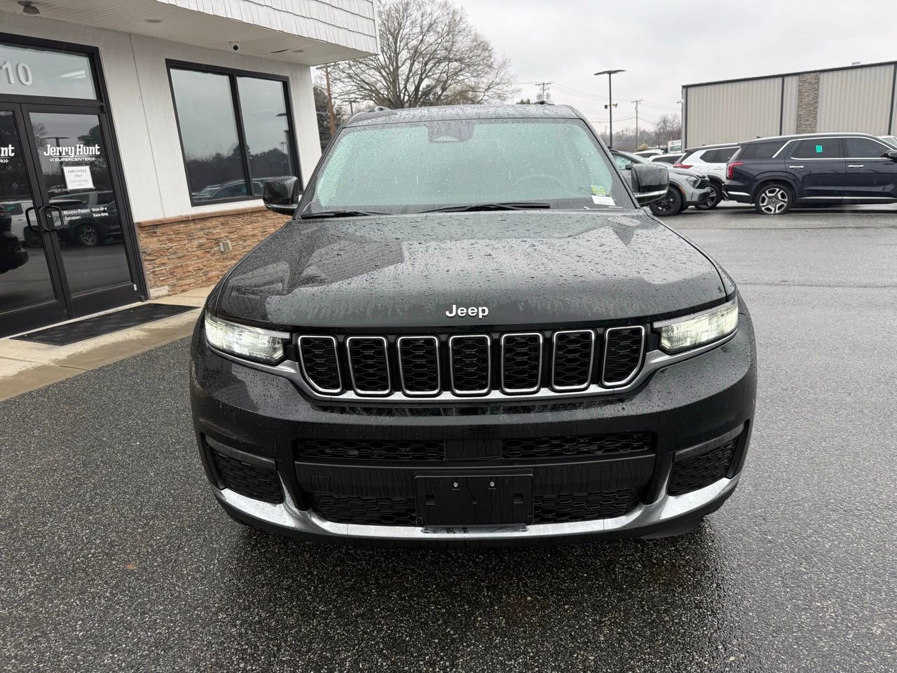 Used 2022 Jeep Grand Cherokee L Limited image 10