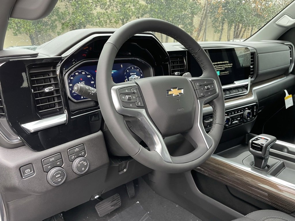 New 2026 Chevrolet Silverado 1500 LT w/ Convenience Package II image 9