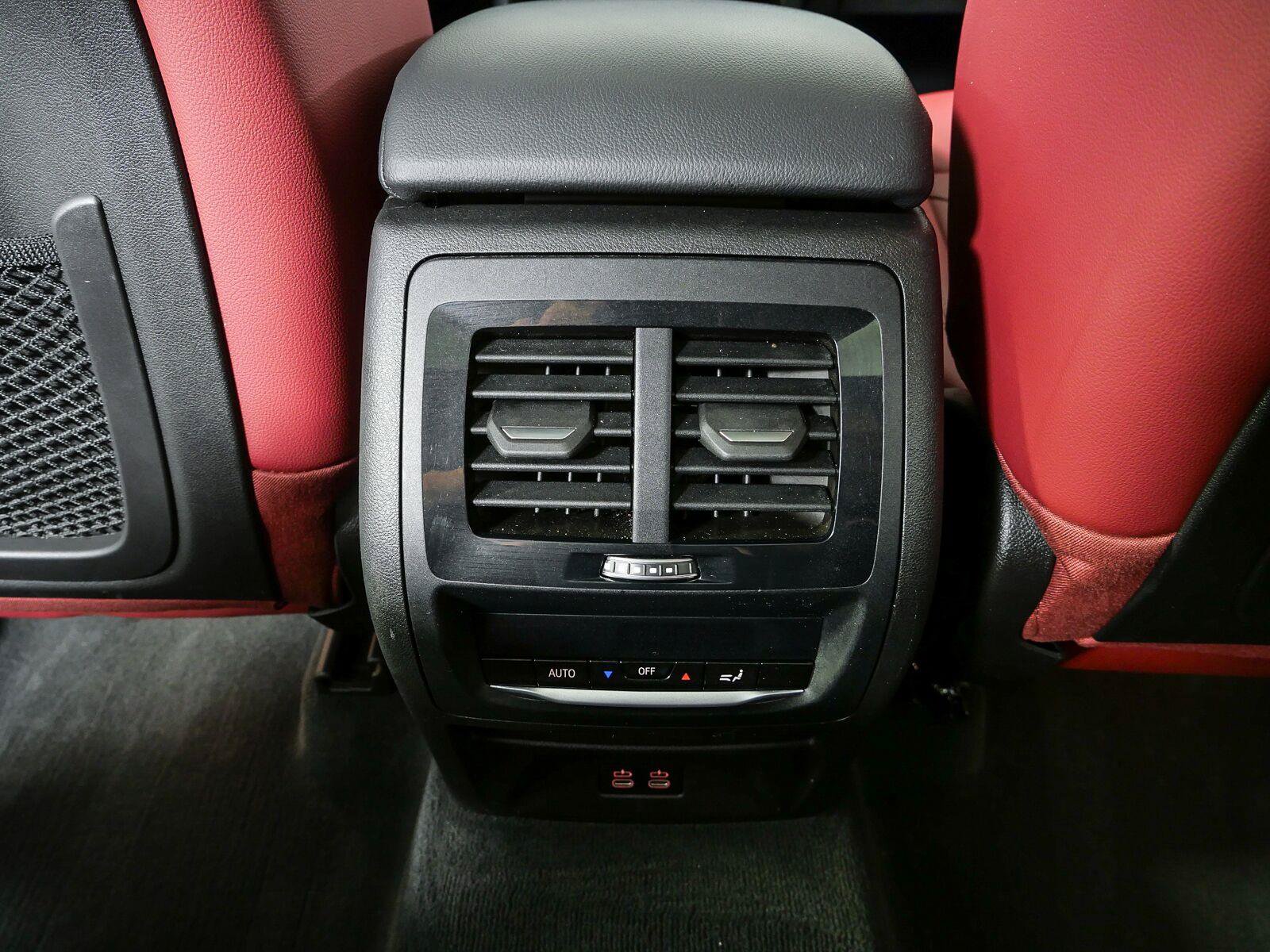 Used 2023 BMW X3 sDrive30i w/ Convenience Package RWD image 18