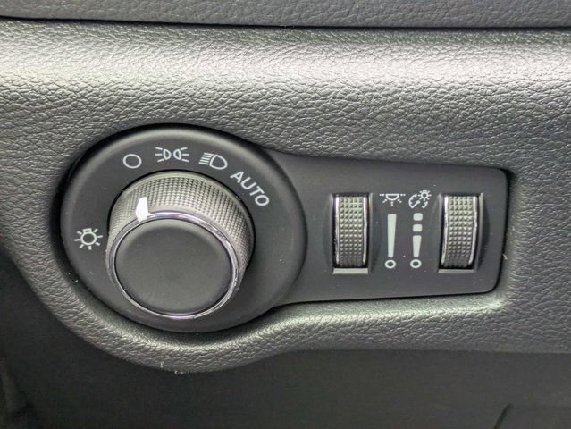 New 2027 Chrysler Pacifica Limited FWD image 27