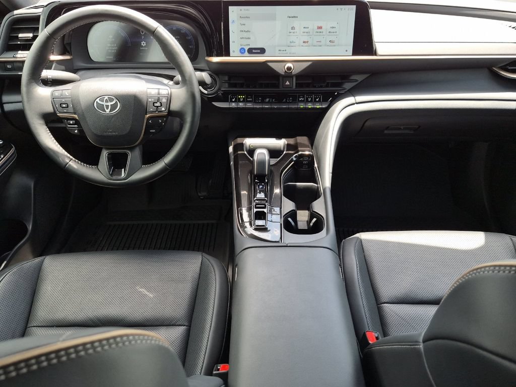 Used 2026 Toyota Crown AWD/4WD image 13